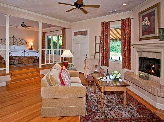 Wine Country Inn & Cottages Napa Valley