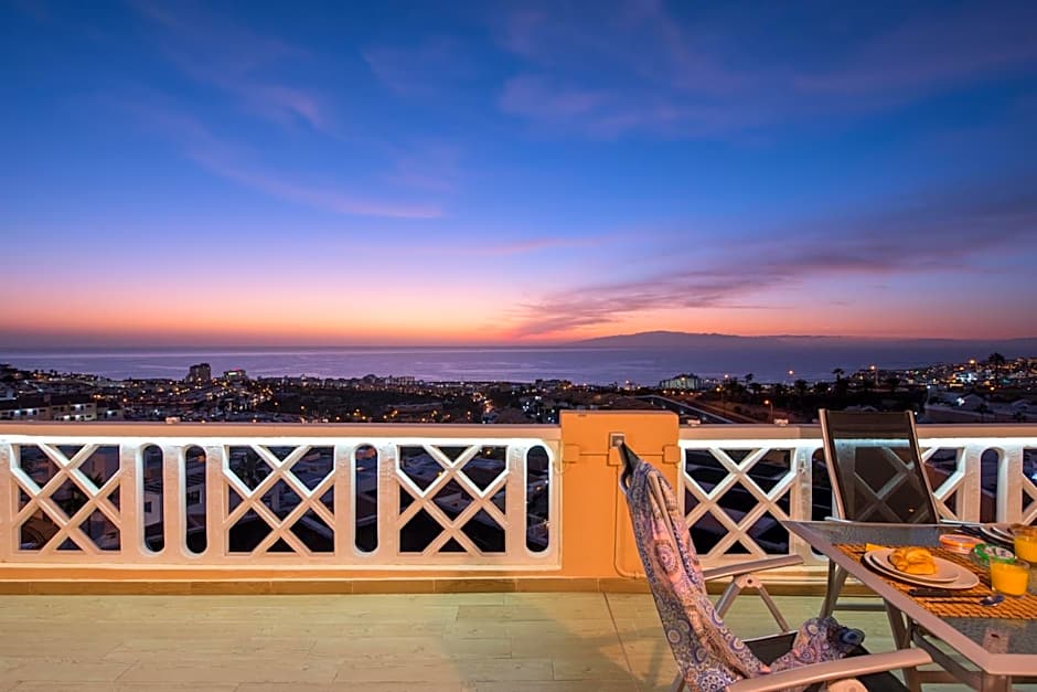 109 Penthouse , incredible view, Marco