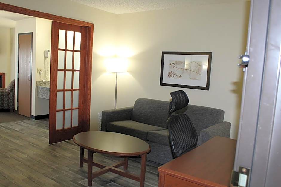 AmericInn by Wyndham Windsor Ft. Collins