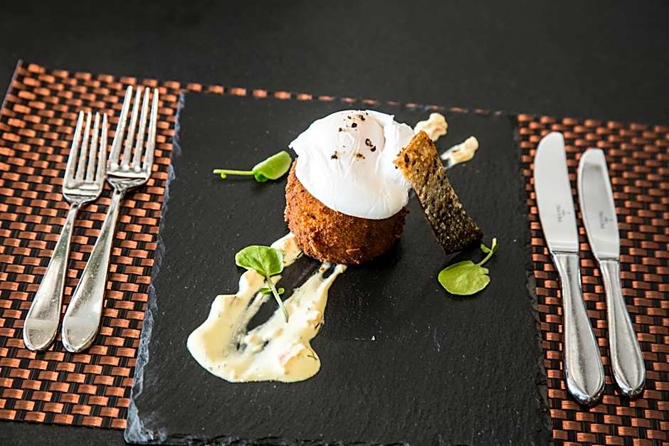 Hogarths Stone Manor