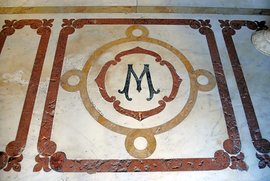 Villa Tina Hotel