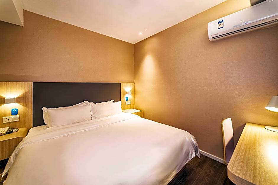 Hanting Hotel Qingdao Zhanqiao Railway Station East Plaza