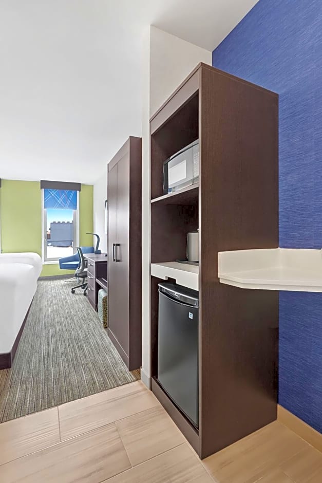 Hotel 1200