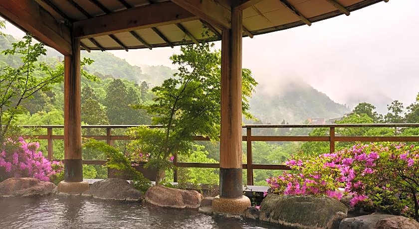 Hanamurasaki