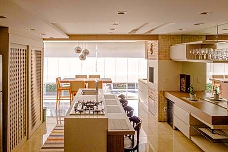 Luxury at the beach!Wi-Fi500Mpbs