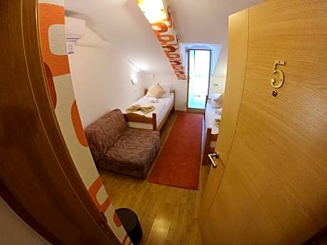 Twin Room with Balcony and Sea View