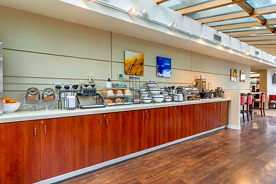 Comfort Inn & Suites Seatac