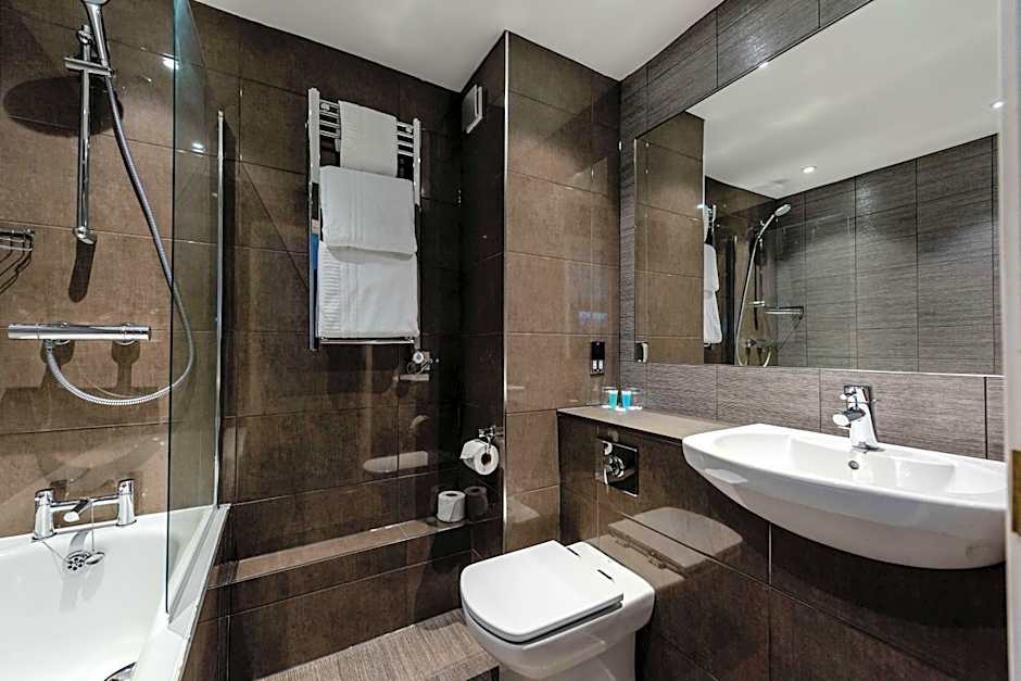 Southcrest Manor Hotel; BW Signature Collection