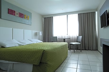 TRIPLE DELUXE SEA VIEW