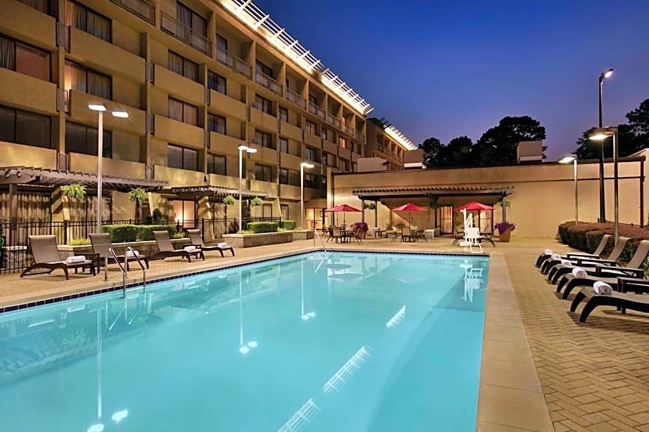 DoubleTree By Hilton Hotel Atlanta Ne/Northlake