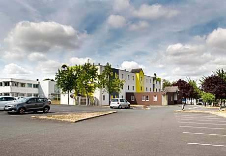 B&B HOTEL Nantes Rezé St Sébastien