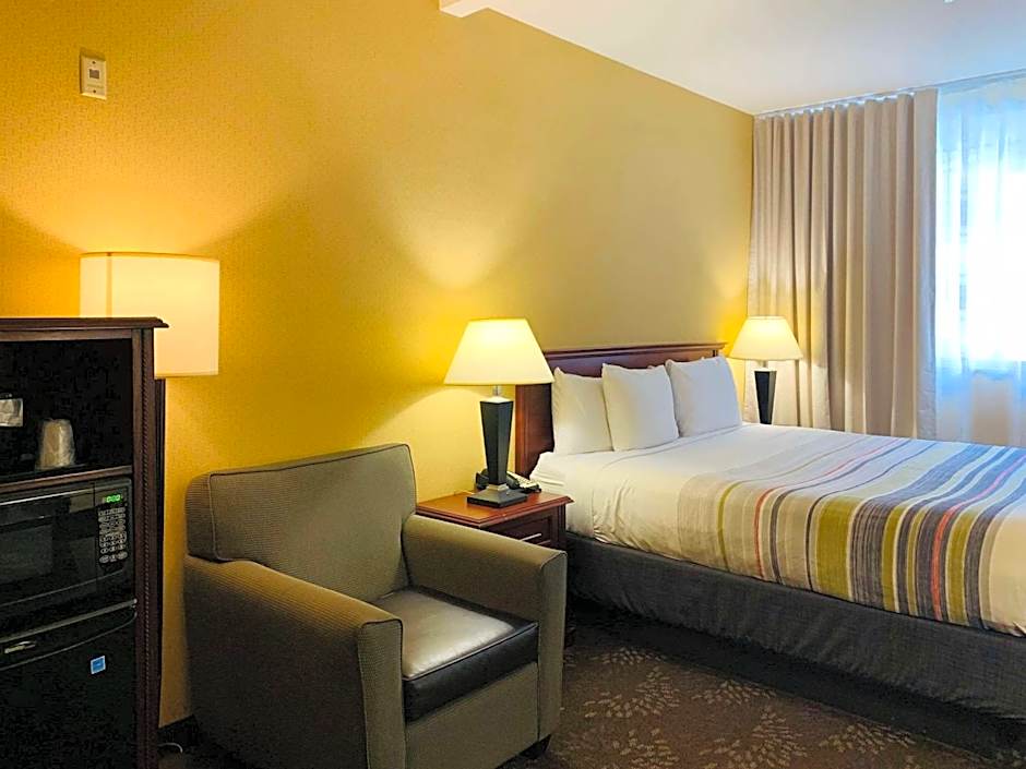 Country Inn & Suites by Radisson, San Jose International Airport, CA