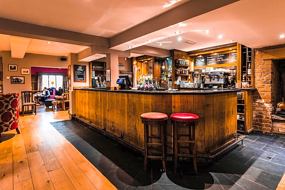 The Dog & Doublet Inn