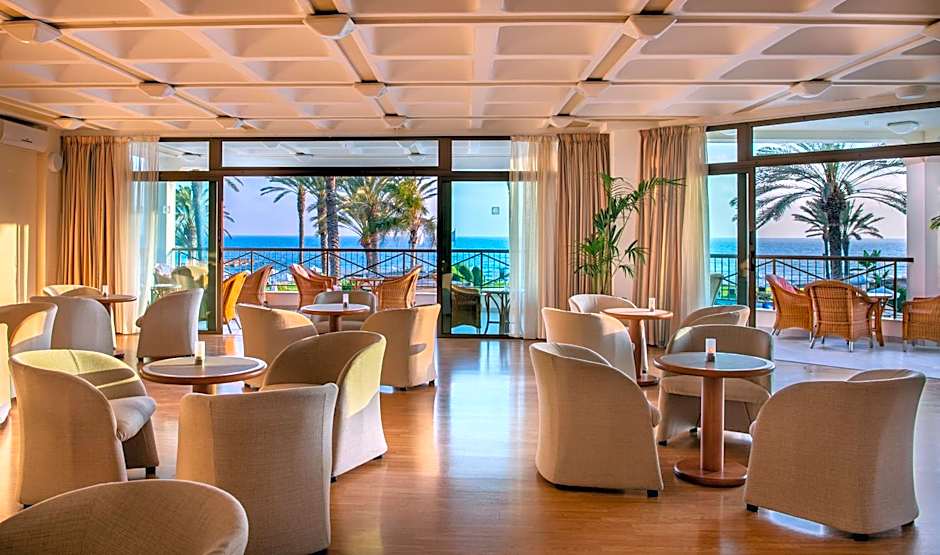 Constantinou Bros Athena Beach Hotel