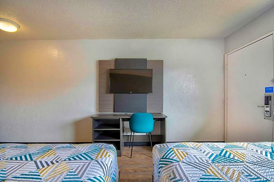 Motel 6 Santa Fe