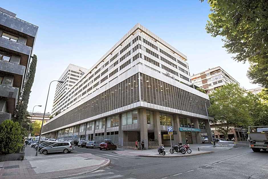 Apartmentos Eurobuilding 2