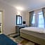 Hanedan Beach Hotel