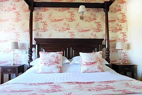 Double Room with Four Poster Bed
