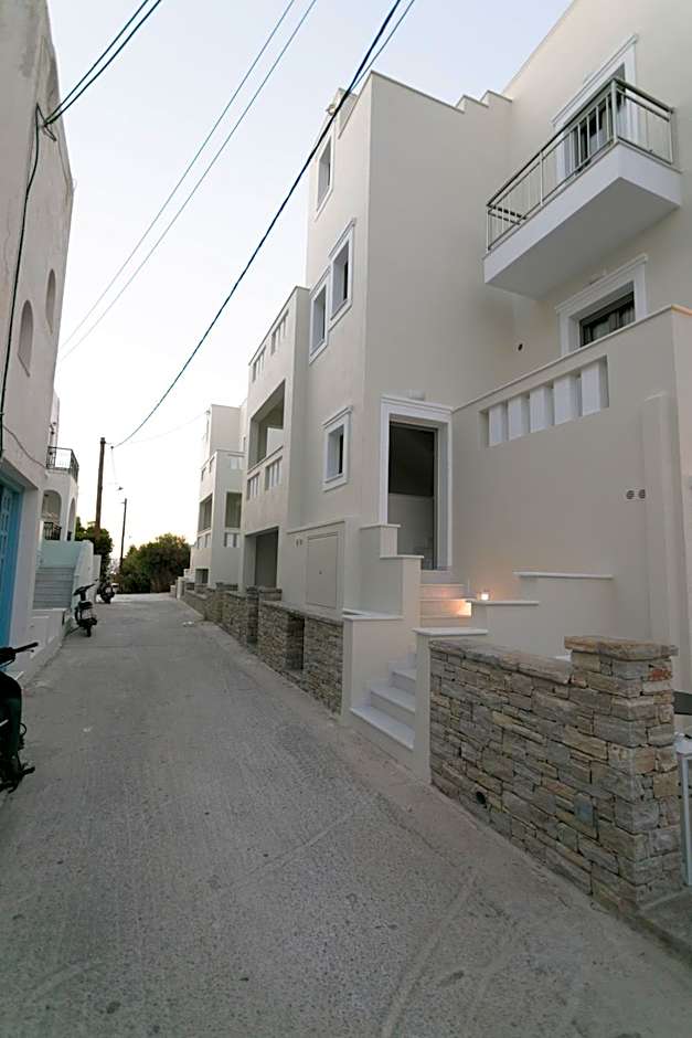 Sweet Home Naxos