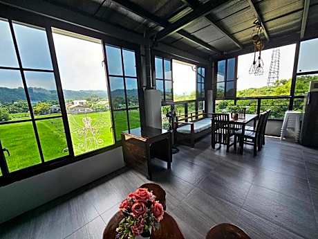 ASHBURN'S TRANSIENT Bauang La Union - BARKADA ROOM, LIMITED PARKING, SELF CHECK-IN, SELF SERVICE