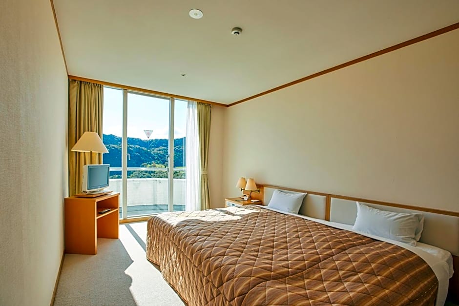 Kamogawa Country Hotel