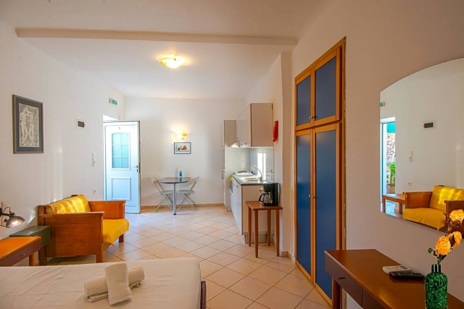 Polydoros Appartments