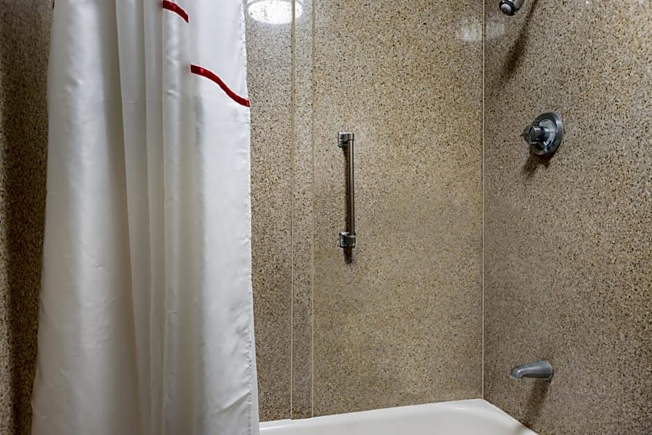 Red Roof Inn Savannah – Southside/Midtown