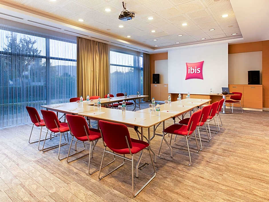 Ibis Bursa