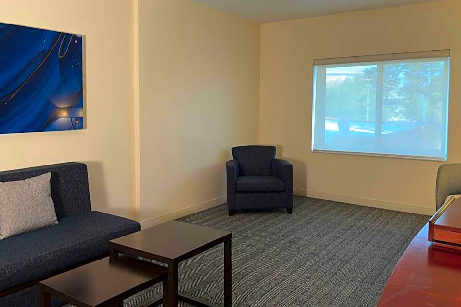 Courtyard by Marriott Toluca Tollocan