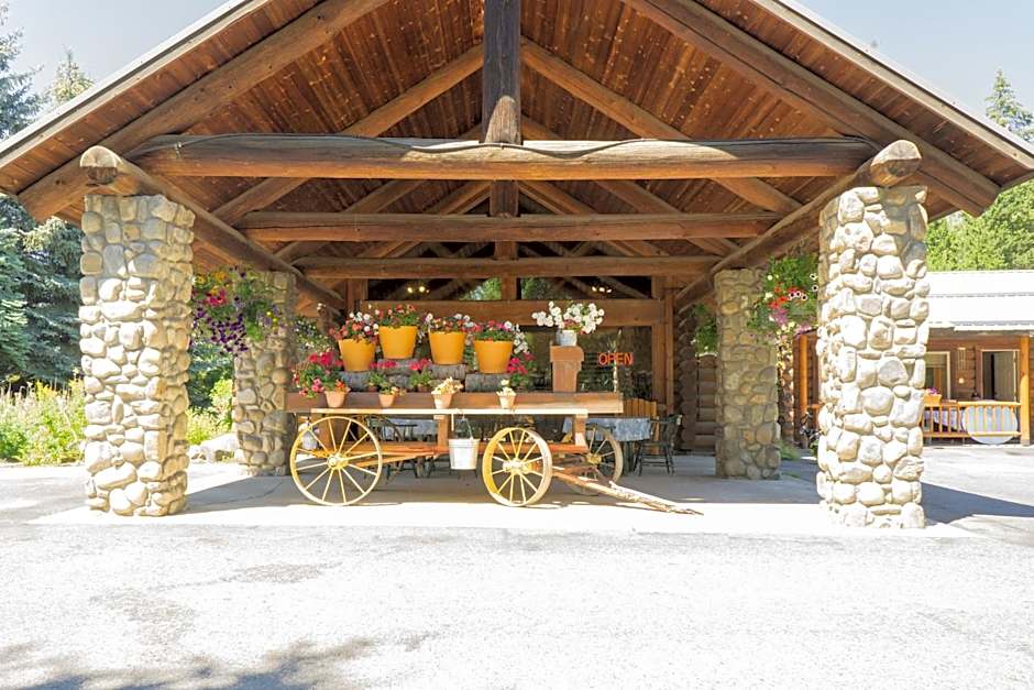 Log Inn Bonners Ferry