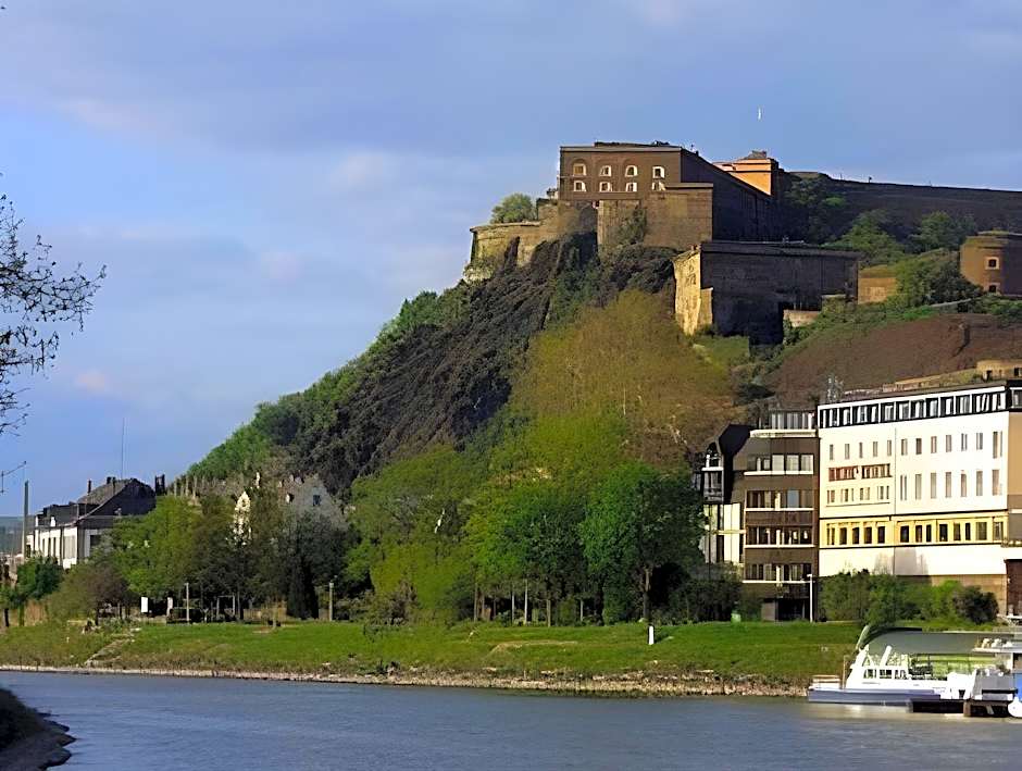 Diehls Hotel