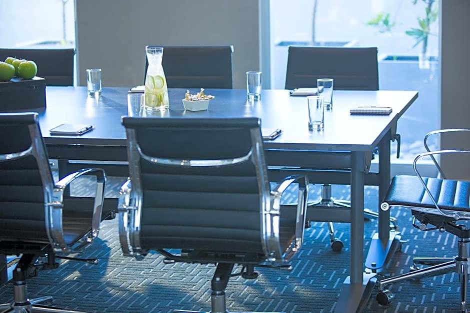 Courtyard by Marriott Santiago Las Condes