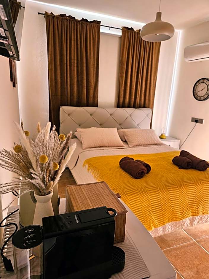 ROOMS by Emmelia Group