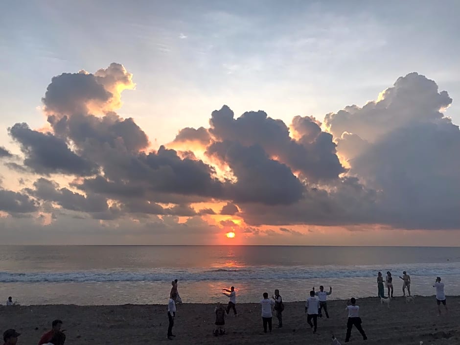 MAHAYANA 3BR -7min Beach Access & 10min to CANGGU