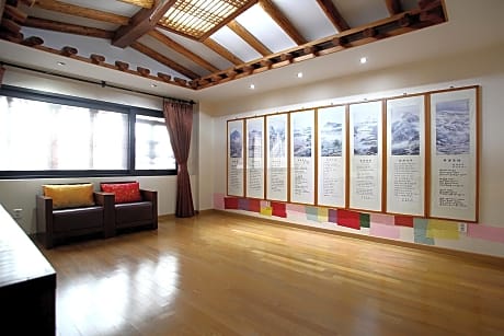 Superior Family Room