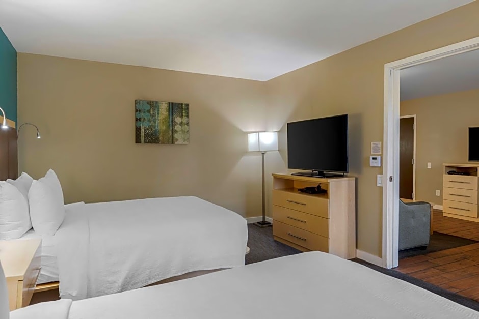 Best Western Plus South Coast Inn