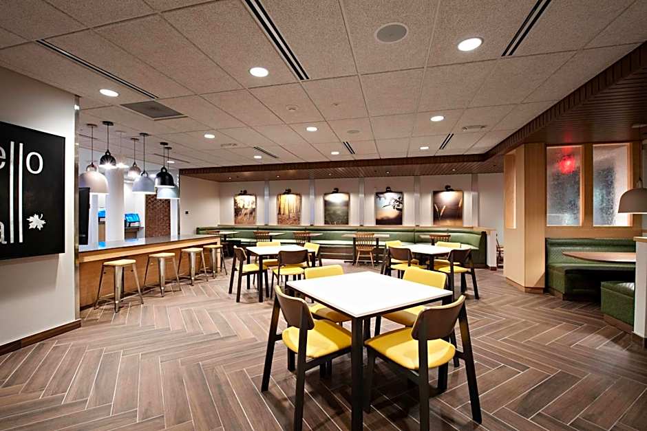 Fairfield Inn & Suites By Marriott Dayton North