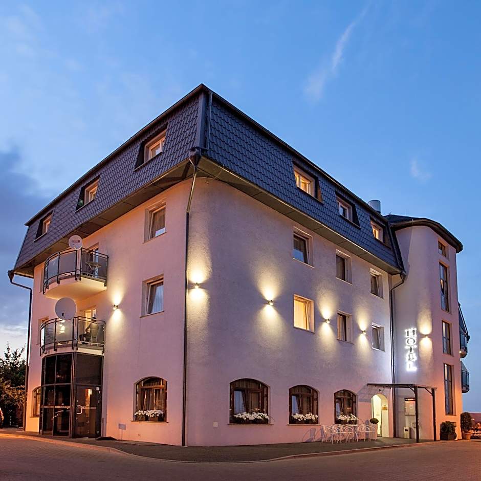 Amber Hotel