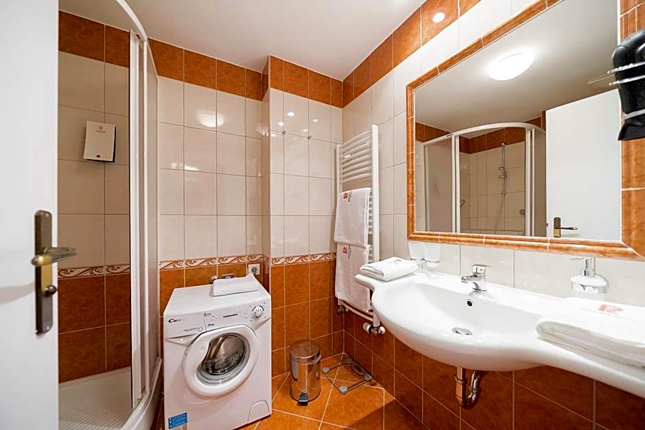 Revelton Studios Františkovy Lázně