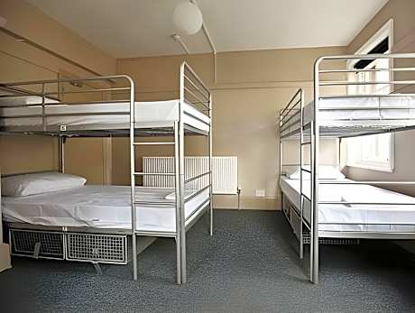1 Bed in 8-Bed Dormitory