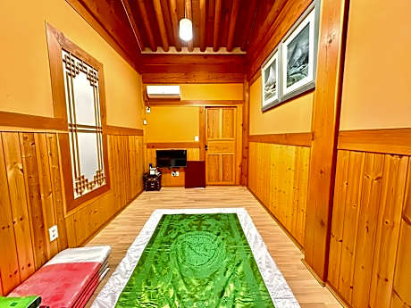 Jeonju Jangsu Hanok Pension