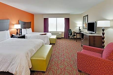 Queen Room with Two Queen Beds - Hearing Access/Non-Smoking