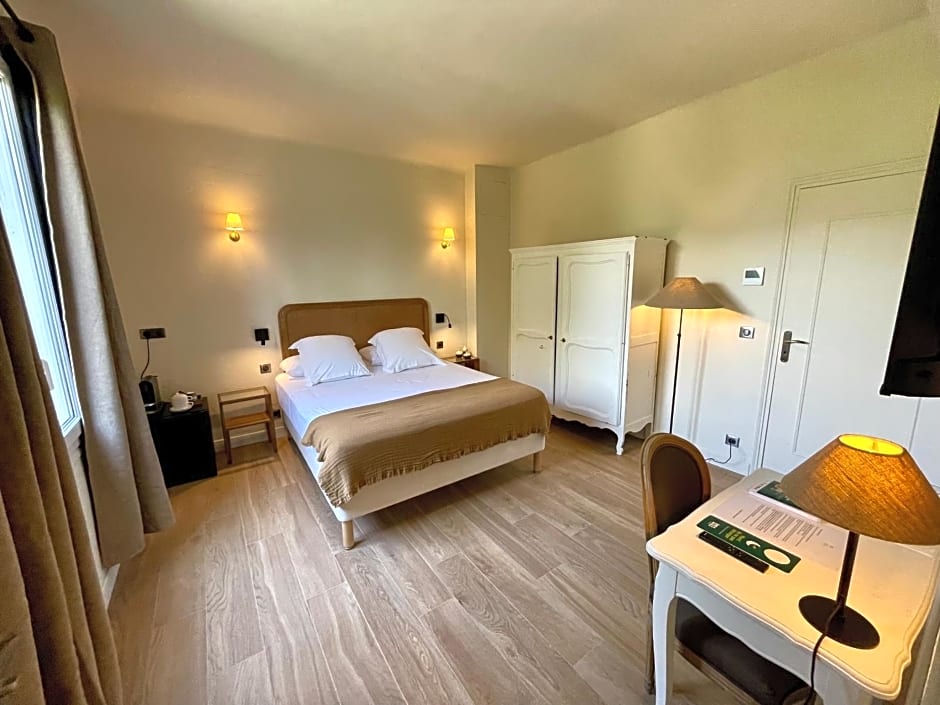 Auberge du Rédier - Logis Hôtels