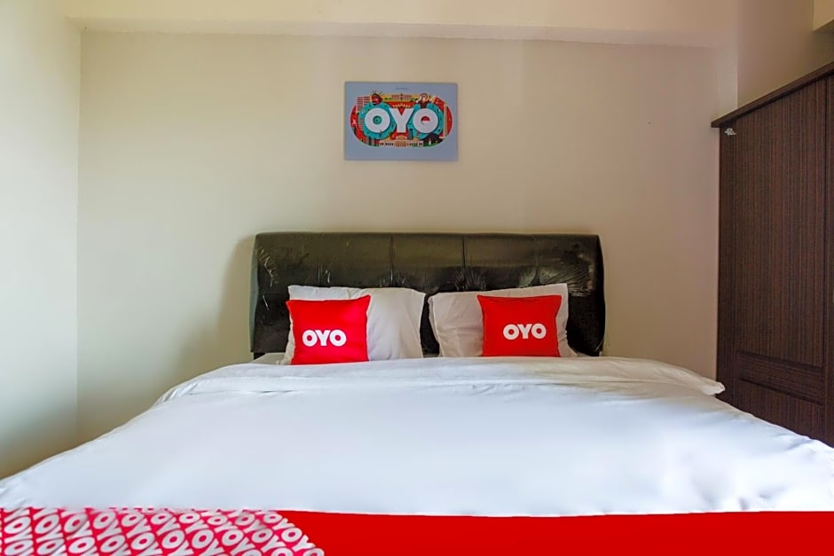 Vaccinated Staff - OYO 2582 Apartemen Serpong Green View