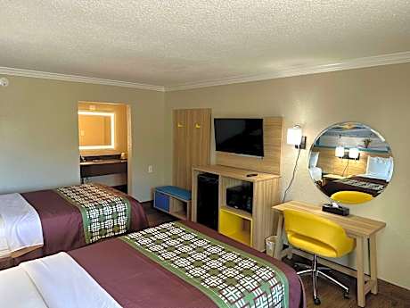 Double Room with Two Double Beds - Non-Smoking