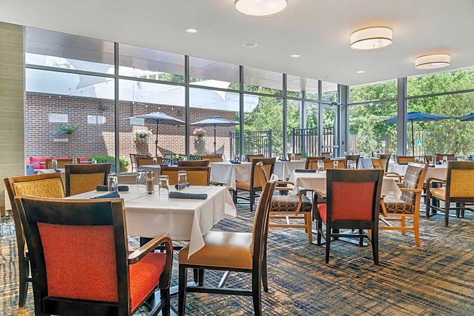 Cambria Hotel Traverse City