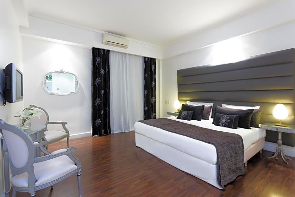 Le Cinque Lusso Hotel