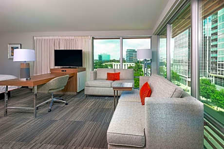King Studio Suite with City View - Non-Smoking