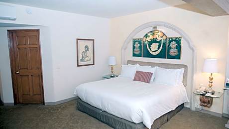 Master Suite King