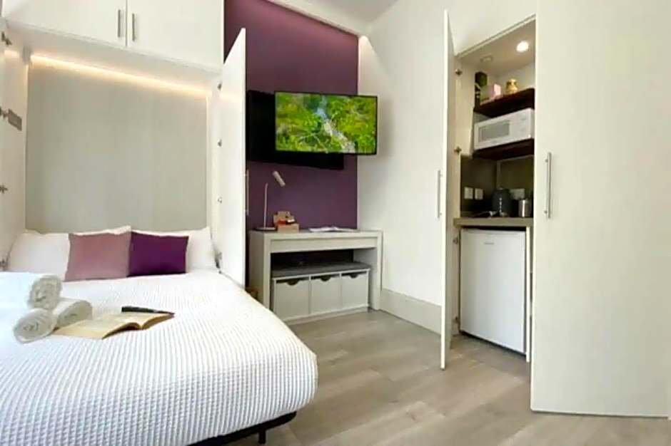 Apt 04 Seaside Serenity Chic Studio Steps to Promenade